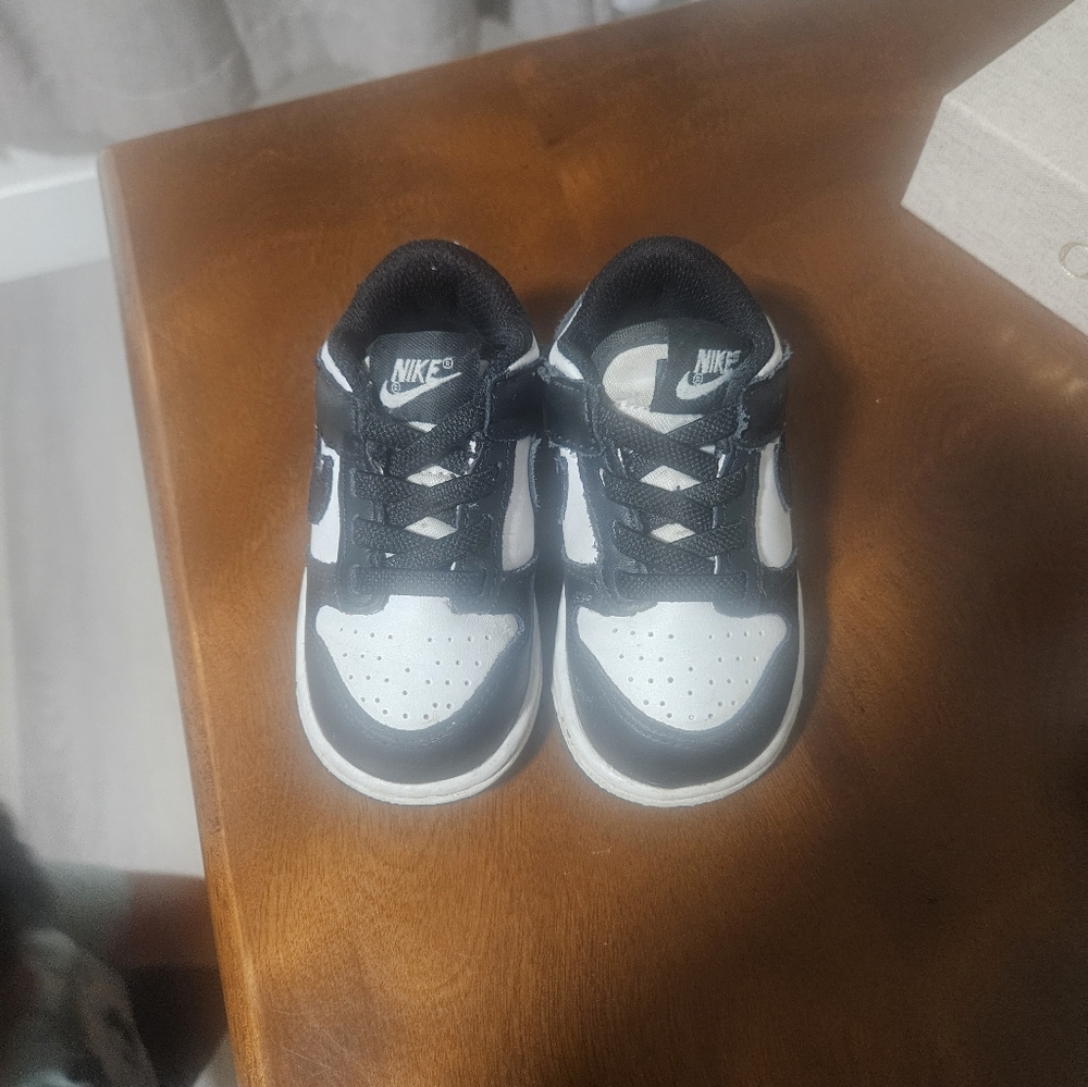 Nike Kids Black and White Sneakers